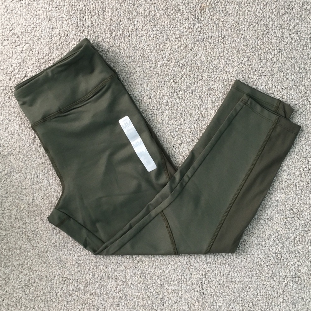 Dark green leggings
